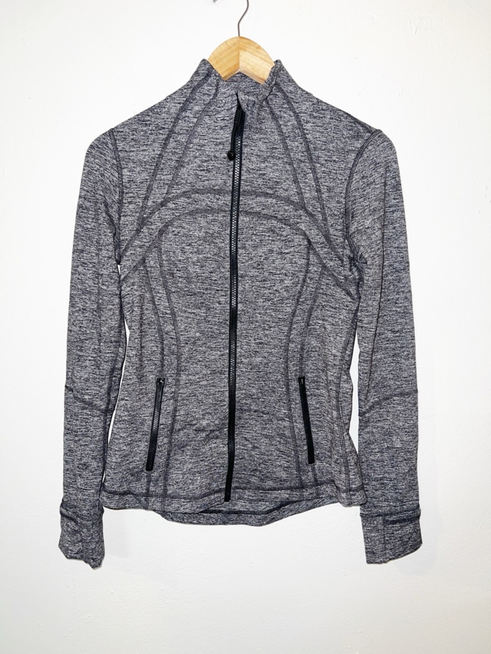 Lululemon Define Gray Marled Zip-Up Athletic Fitted Thumbholes Jacket